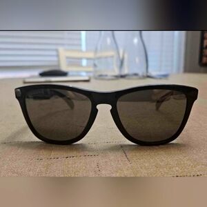 Oakley Frogskin Sunglasses